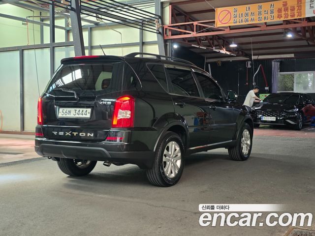 KG Mobility (SsangYong) Rexton W 2.0 2WD RX5 Deluxe 2015 — фото 2