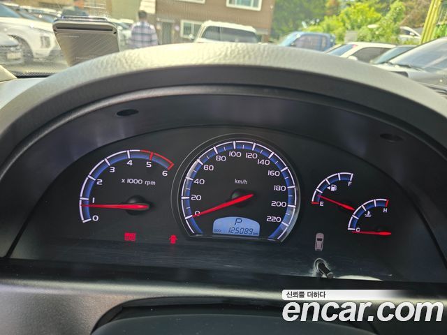 KG Mobility (SsangYong) Rexton W 2.0 2WD RX5 Deluxe 2015 — фото 8