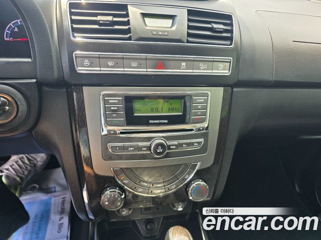 KG Mobility (SsangYong) Rexton W 2.0 2WD RX5 Deluxe 2015 — фото 22