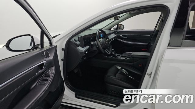 Hyundai Sonata The Edge (DN8) 2.0 LPG(Rent) Business 1 2024 — фото 10