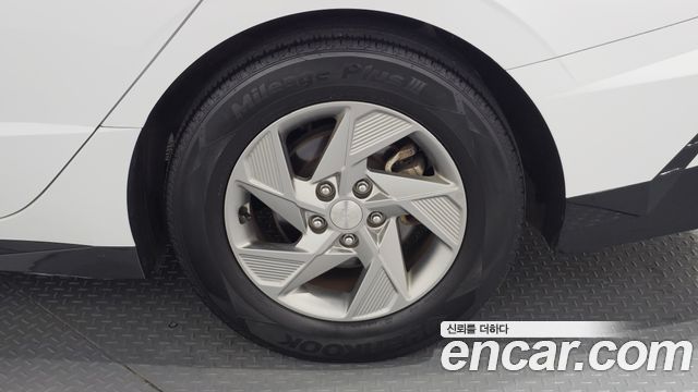 Hyundai Sonata The Edge (DN8) 2.0 LPG(Rent) Business 1 2024 — фото 21