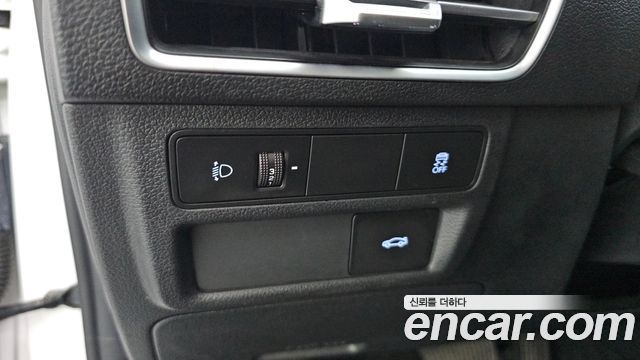 Hyundai Sonata The Edge (DN8) 2.0 LPG(Rent) Business 1 2024 — фото 32
