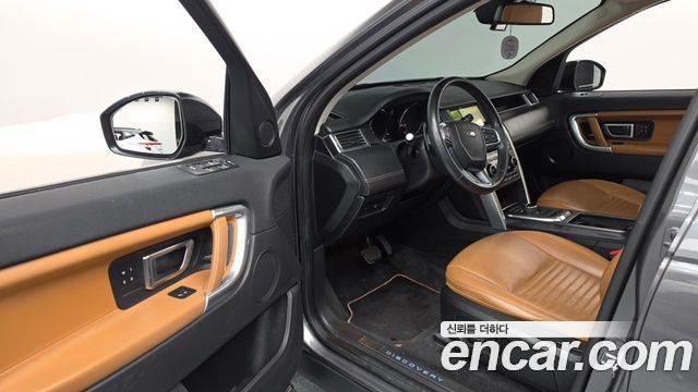 Land Rover Discovery Sport 2.0 TD4 HSE Luxury 2019 — фото 10
