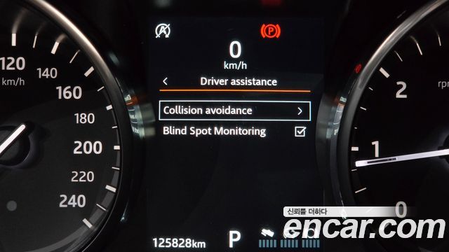 Land Rover Discovery Sport 2.0 TD4 HSE Luxury 2019 — фото 16