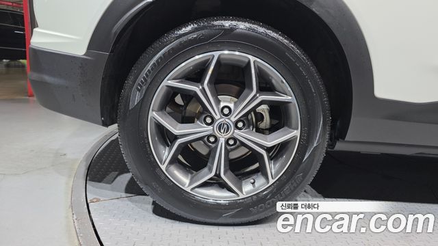 KG Mobility (SsangYong) Beautiful Korando Gasoline 1.5 2WD C5 Plus 2021 — фото 5