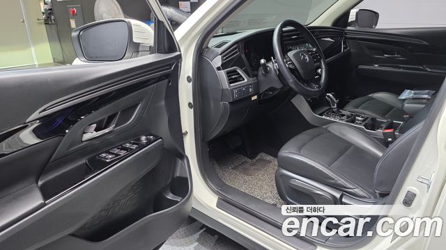 KG Mobility (SsangYong) Beautiful Korando Gasoline 1.5 2WD C5 Plus 2021 — фото 10