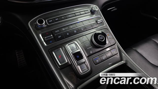 Hyundai Santa Fe Diesel 2.2 2WD Prestige 2021 — фото 9