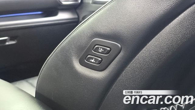 Hyundai Santa Fe Diesel 2.2 2WD Prestige 2021 — фото 18