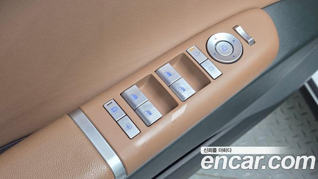 Hyundai Grandeur (GN7) 3.5 LPG 2WD Exclusive 2024 — фото 19