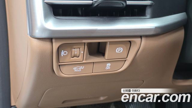 Hyundai Grandeur (GN7) 3.5 LPG 2WD Exclusive 2024 — фото 20