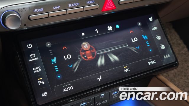 Hyundai Grandeur (GN7) 3.5 LPG 2WD Exclusive 2024 — фото 37