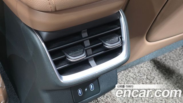 Hyundai Grandeur (GN7) 3.5 LPG 2WD Exclusive 2024 — фото 40