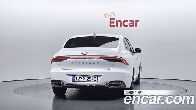 Hyundai Grandeur (IG) 3.0 LPi Rent Car Modern 2022 — фото 4