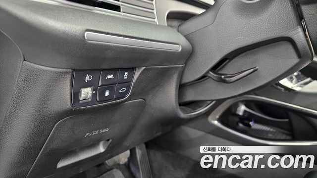 Hyundai Grandeur (IG) 3.0 LPi Rent Car Modern 2022 — фото 16