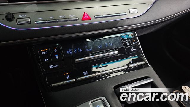 Hyundai Grandeur (IG) 3.0 LPi Rent Car Modern 2022 — фото 19