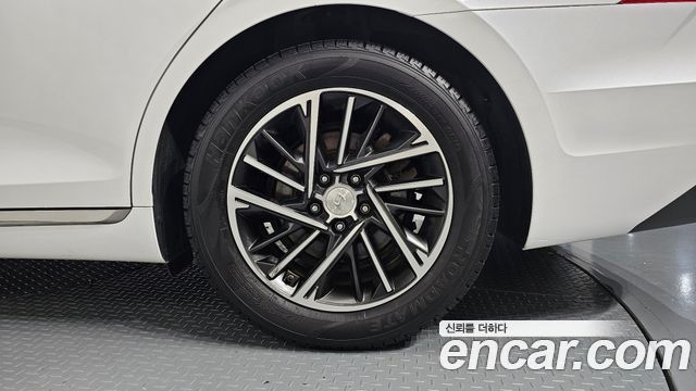 Hyundai Grandeur (IG) 3.0 LPi Rent Car Modern 2022 — фото 21