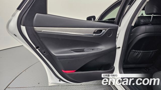 Hyundai Grandeur (IG) 3.0 LPi Rent Car Modern 2022 — фото 25
