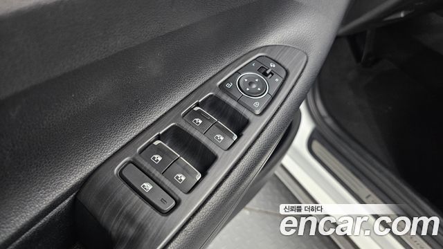 Hyundai Grandeur (IG) 3.0 LPi Rent Car Modern 2022 — фото 27