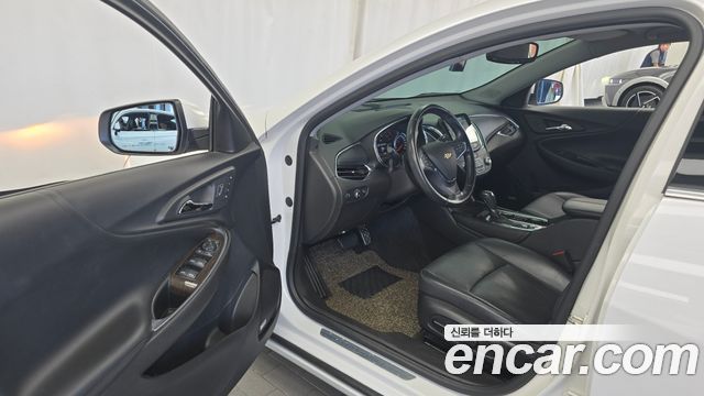Chevrolet Malibu 2.0 Turbo LTZ Premium 2017 — фото 10