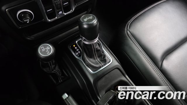 Jeep Wrangler (JL) 2.0 Overland Power Top 4Door 2021 — фото 9