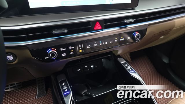 Kia Sorento (IV) HEV 1.6 2WD Signature 2025 — фото 17