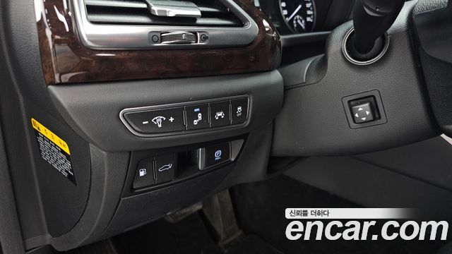 Genesis EQ900 3.8 GDI AWD Premium Luxury 2016 — фото 18