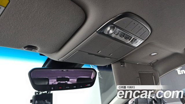 Genesis EQ900 3.8 GDI AWD Premium Luxury 2016 — фото 27