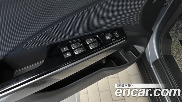 KG Mobility (SsangYong) Very New Tivoli Gasoline 1.5 2WD V3 2021 — фото 28