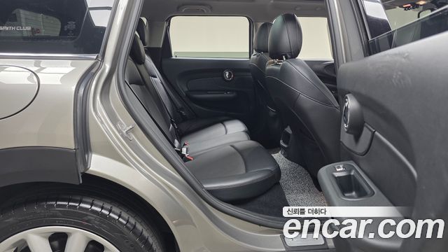 MINI Cooper Clubman Standard 2nd 2018 — фото 11