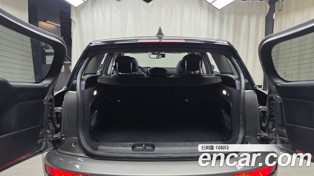 MINI Cooper Clubman Standard 2nd 2018 — фото 18