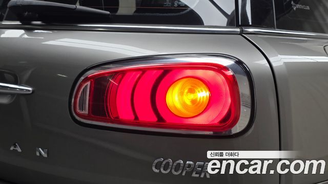 MINI Cooper Clubman Standard 2nd 2018 — фото 23