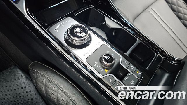 Kia Sorento (IV) Diesel 2.2 4WD Gravity 2023 — фото 9