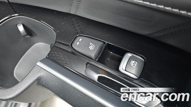 Kia Sorento (IV) Diesel 2.2 4WD Gravity 2023 — фото 16