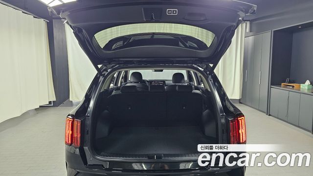 Kia Sorento (IV) Diesel 2.2 4WD Gravity 2023 — фото 18