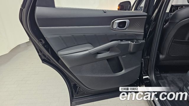 Kia Sorento (IV) Diesel 2.2 4WD Gravity 2023 — фото 25