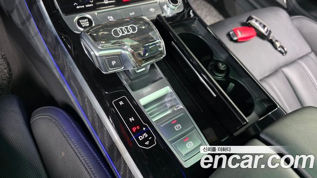 Audi A8 (D5) 60 TFSI Quattro LWB 2021 — фото 9