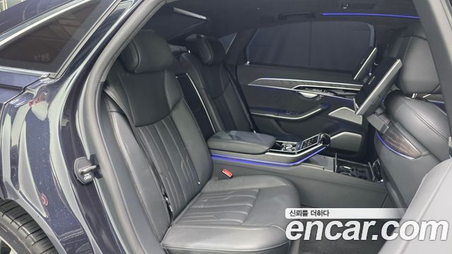 Audi A8 (D5) 60 TFSI Quattro LWB 2021 — фото 11