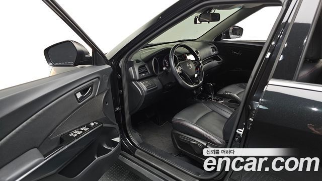 KG Mobility (SsangYong) Tivoli Air Diesel IX 2WD 2016 — фото 10