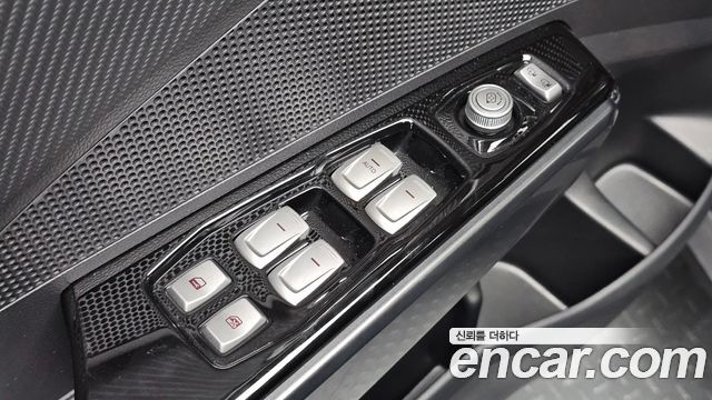 KG Mobility (SsangYong) Tivoli Air Diesel IX 2WD 2016 — фото 21