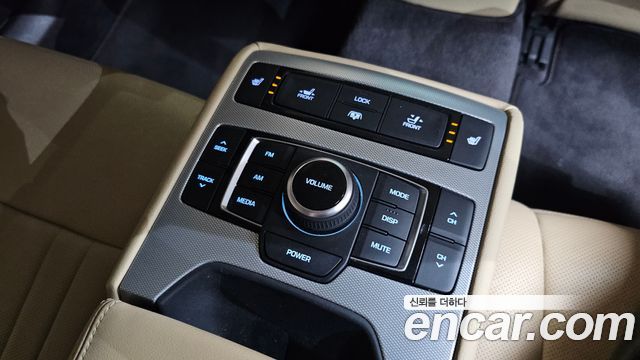 Genesis G80 3.3 GDI AWD Premium Luxury 2018 — фото 18