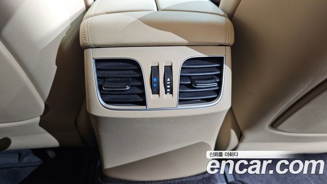 Genesis G80 3.3 GDI AWD Premium Luxury 2018 — фото 31