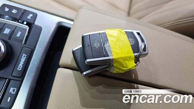 Genesis G80 3.3 GDI AWD Premium Luxury 2018 — фото 35