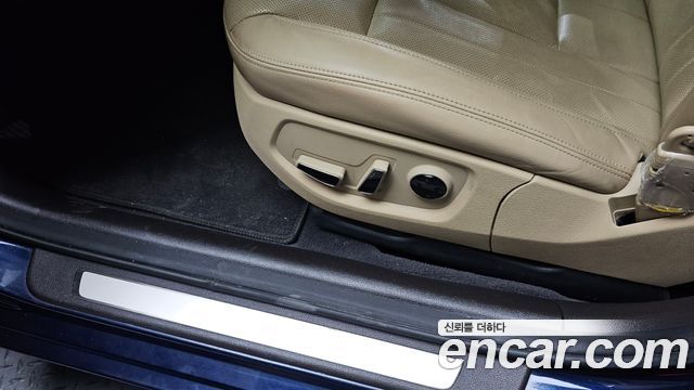 Genesis G80 3.3 GDI AWD Premium Luxury 2018 — фото 36