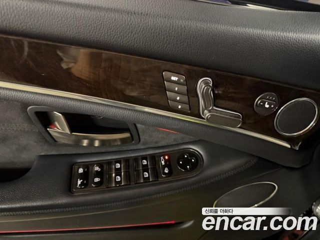 KG Mobility (SsangYong) Chairman W CW600 4TRONIC Luxury 2013 — фото 16