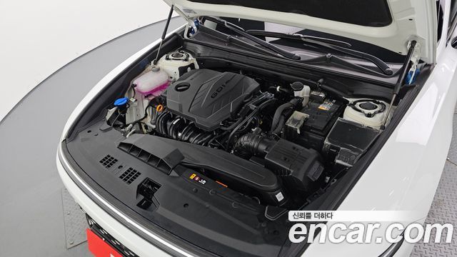 Hyundai Grandeur (GN7) 2,5 Gasoline 2WD Premium 2026 — фото 6