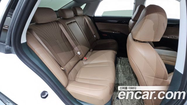 Hyundai Grandeur (GN7) 2,5 Gasoline 2WD Premium 2026 — фото 11