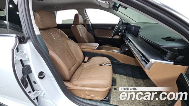 Hyundai Grandeur (GN7) 2,5 Gasoline 2WD Premium 2026 — фото 12