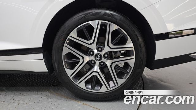Hyundai Grandeur (GN7) 2,5 Gasoline 2WD Premium 2026 — фото 21