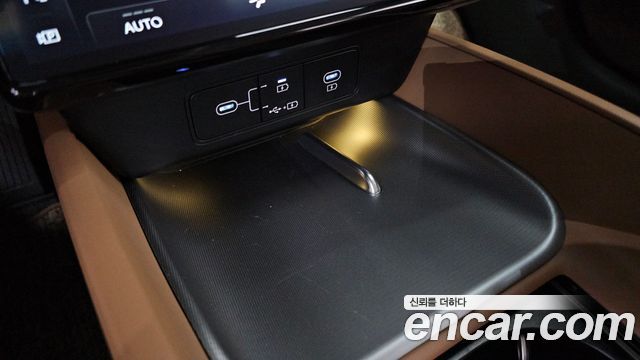 Hyundai Grandeur (GN7) 2,5 Gasoline 2WD Premium 2026 — фото 30