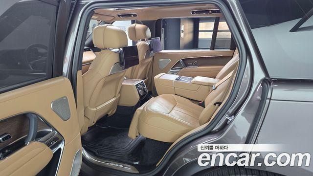 Land Rover Range Rover (V) P530 Autobiography Long Wheel Base 2023 — фото 11